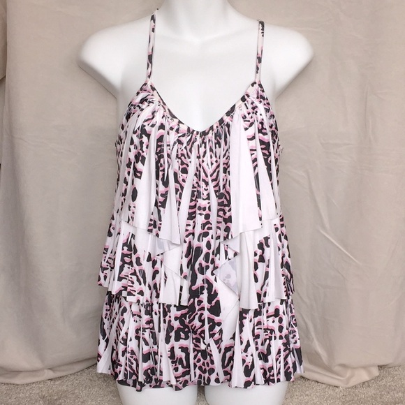 ๐ Suzy Shier | Ruffle Layered Animal Print Tank - Picture 6 of 6
